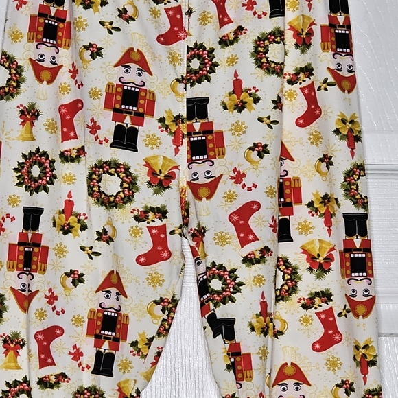 2 Pairs Christmas Leggings OSFA - Picture 9 of 16